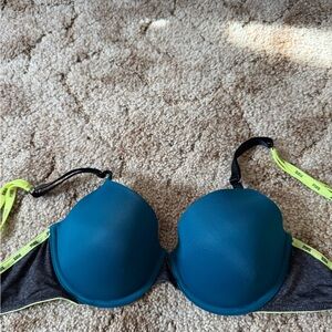 PINK Victoria's Secret Teal and Gray Bra